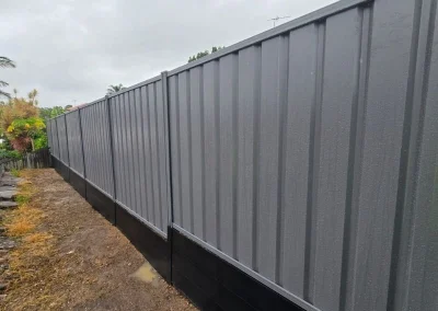 Colorbond fence builders Heritage Park