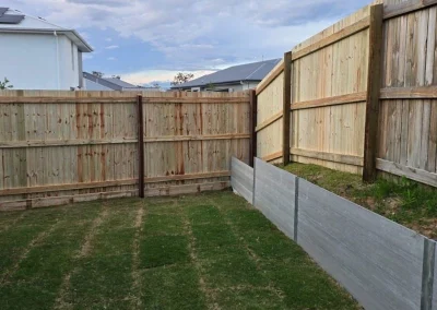 Woodridge timber fencing and retaining wall